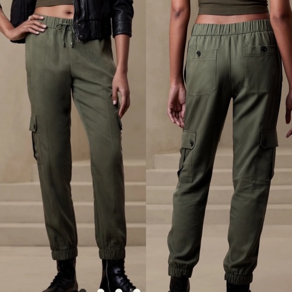 Banana Republic Pants - Banana Republic tencel utility jogger small drawstring small pants green cargo